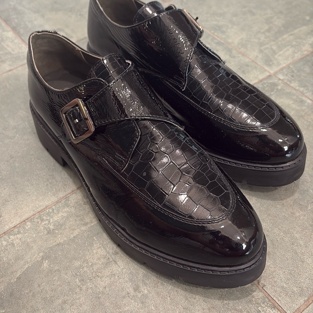 Seychelles women’s black patent shoes